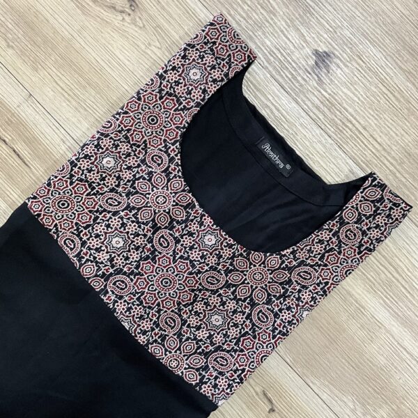 Rayon kurti - Image 3